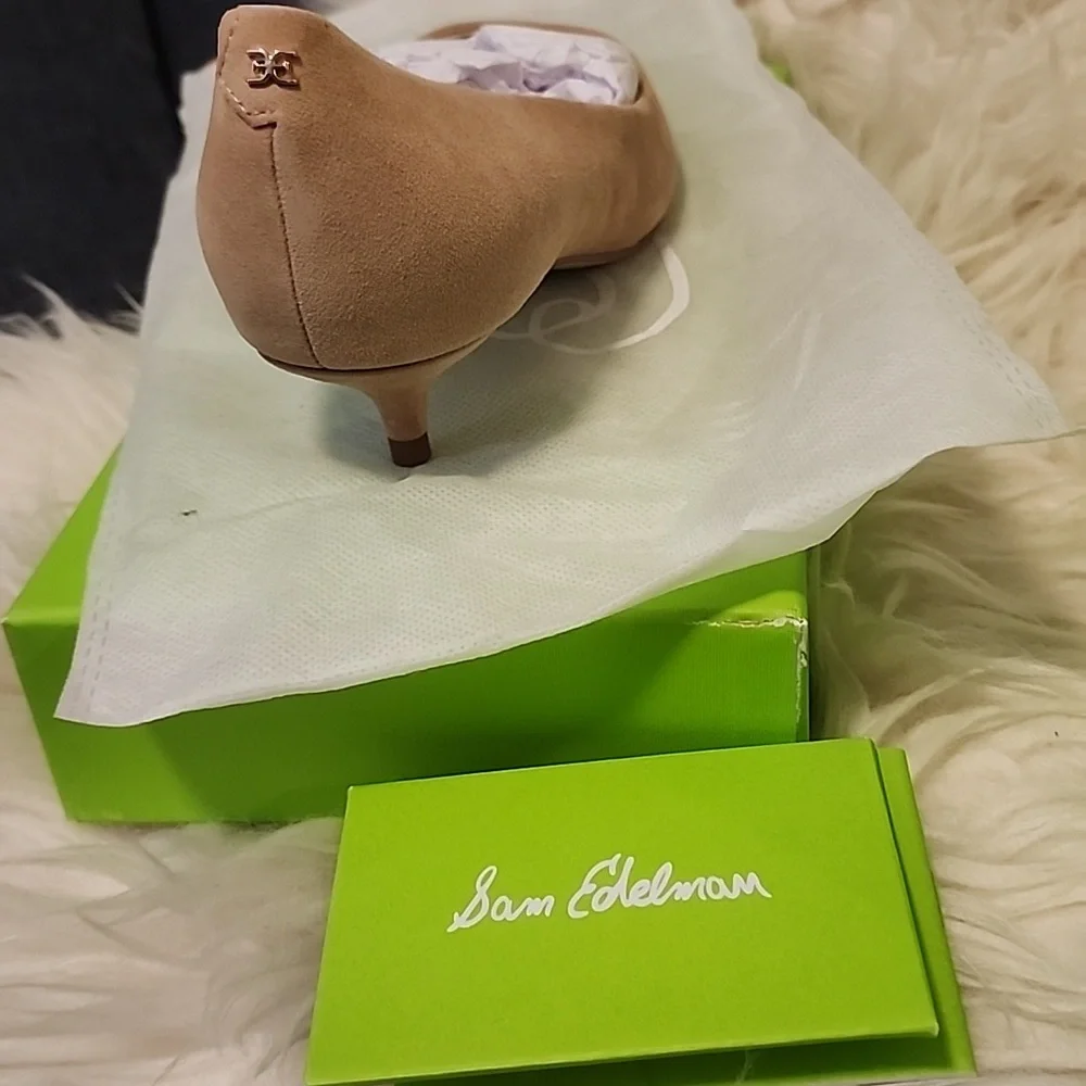 Sam Edelman Women's Tan Heels - Picture 5 of 6
